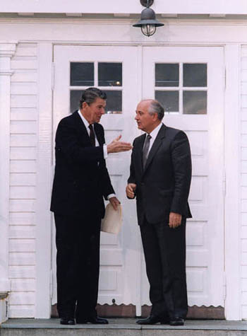 US President Ronald Reagan and Soviet Premier Mikhail Gorbachev at Reykjavik